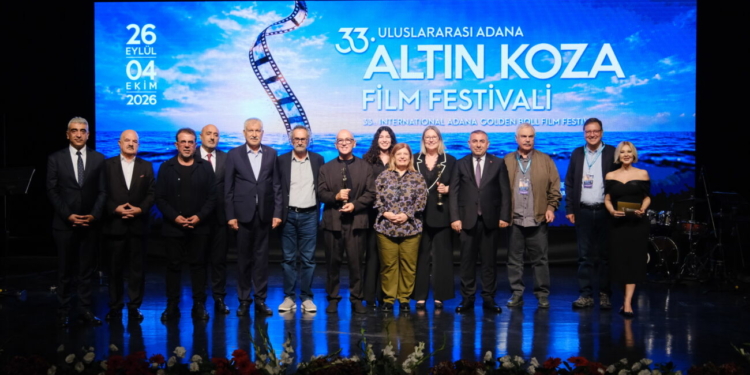 Adana Altın Koza’da Onur Ödülleri Sahiplerini Buldu! 7. Günde Ferzan Özpetek Masterclass’ı ve Patates Kızartması ile Beklenti’ye Dünya Prömiyeri